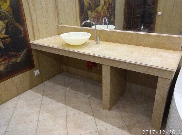 Столешница в ванной комнате из мрамора "Тереста"