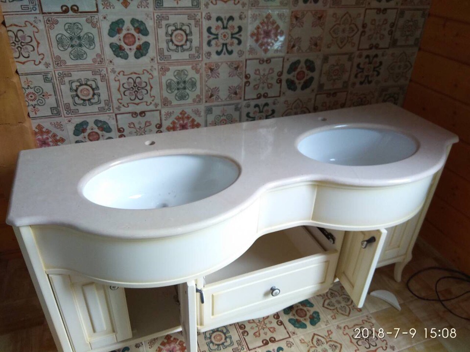 Реставрация столешницы в ванной комнате из мрамора "Боттичино"
