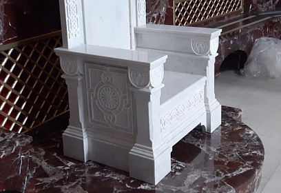 Комплекс работы по изготовлению церковной мебели: трона, подиума и других изделий